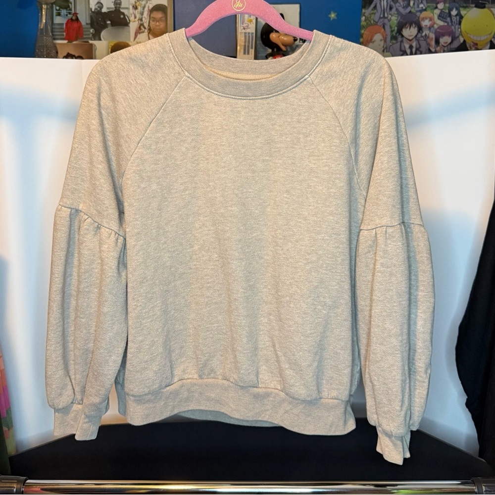 Aerie size medium Cozy Tan/Gray Drop Down Puff Sleeves Crew Neck Sweater
